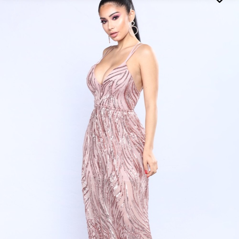 Sexy floor length dress.